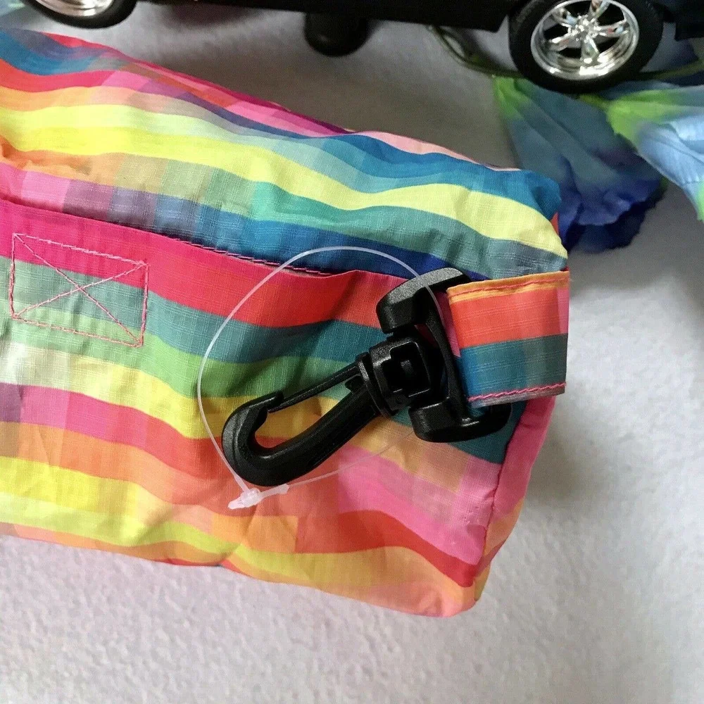 ❌SOLD❌ Converse “2/$20” NWOT Makeup Bag OS - Picture 4 of 10